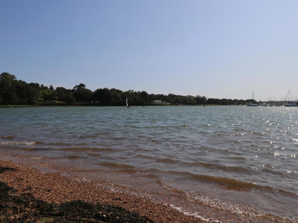 サウサンプトン Solent Breezes, Caravan 108ヴィラ エクステリア 写真
